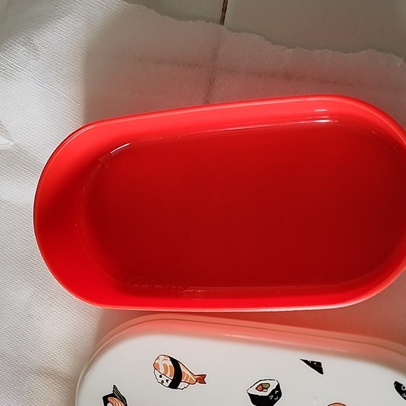 Sushi Small Lunch Box - Picture 4 of 13